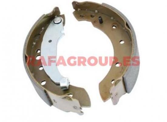 RG8324 - Juego de 4 zapatas de frenos